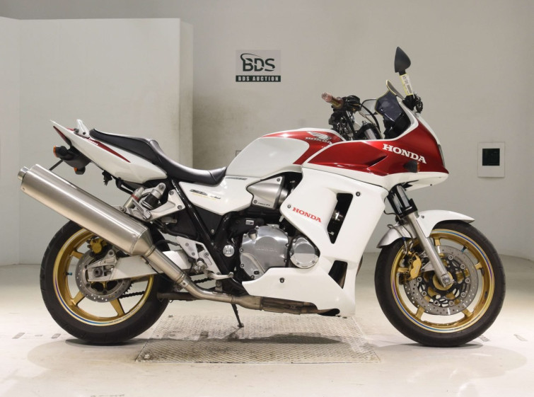 Мотоцикл Honda CB1300SF с пробегом 41754 km