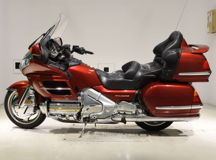 Мотоцикл Honda GL1800 с пробегом 94410 km