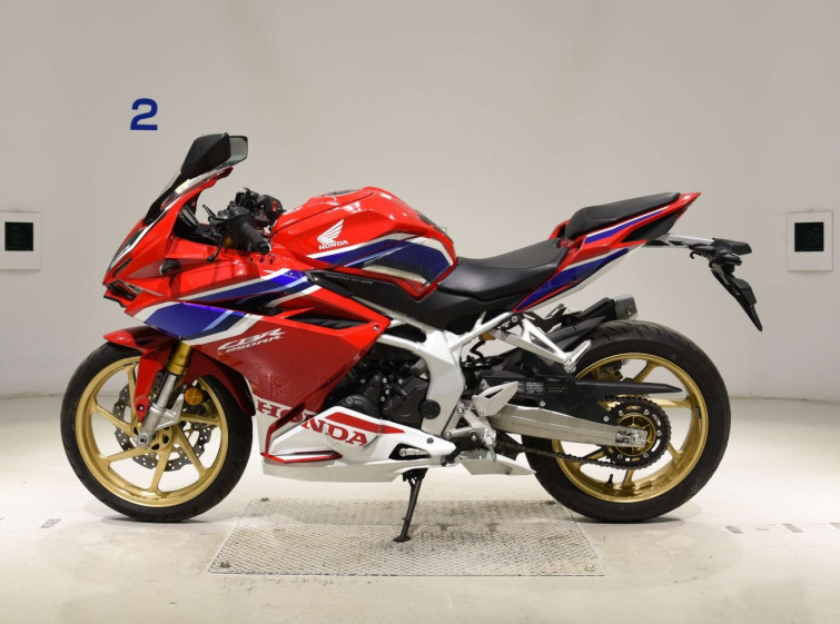 Мотоцикл Honda CBR250RRA с пробегом 10482 km