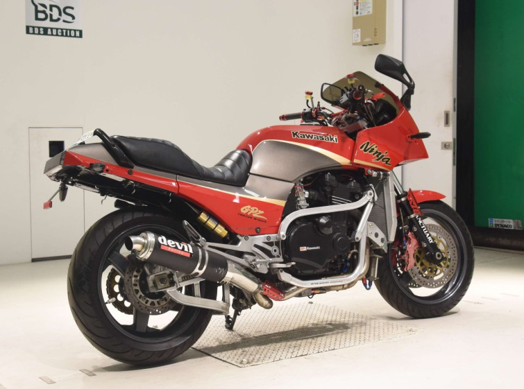 Мотоцикл Kawasaki GPZ900R з пробігом 21866 km