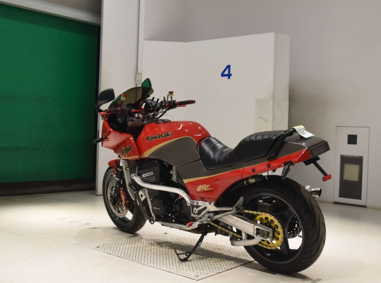 Мотоцикл Kawasaki GPZ900R з пробігом 21866 km