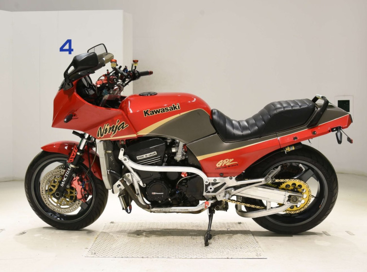 Мотоцикл Kawasaki GPZ900R з пробігом 21866 km