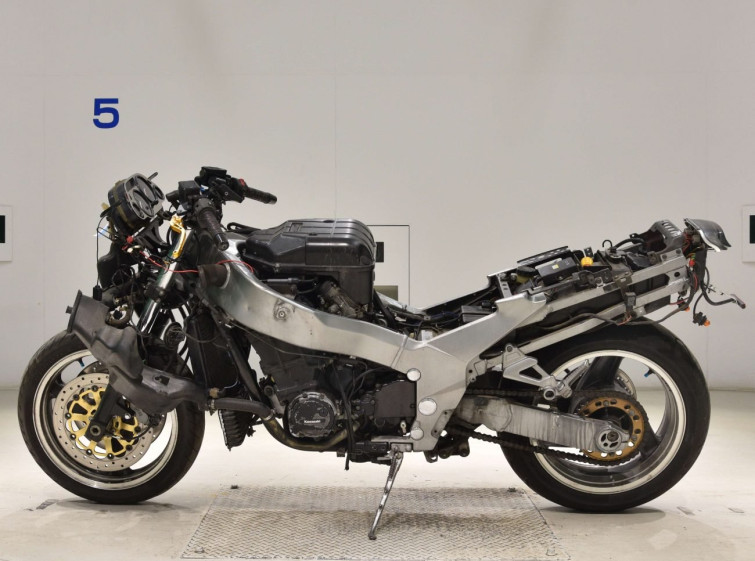 Мотоцикл Kawasaki ZZ-R1100 с пробегом 3873 km