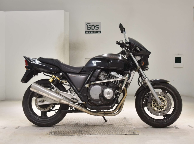 Мотоцикл Honda CB400SF з пробігом 8866 km