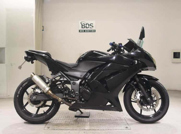 Мотоцикл Kawasaki NINJA250R с пробегом 24869 km