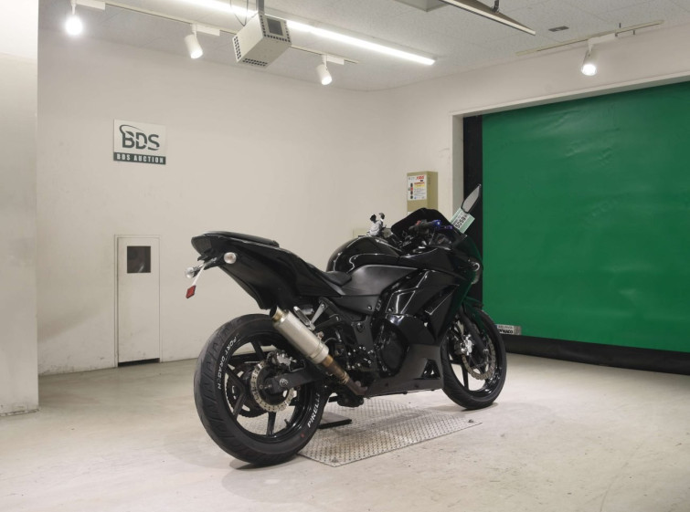 Мотоцикл Kawasaki NINJA250R с пробегом 24869 km