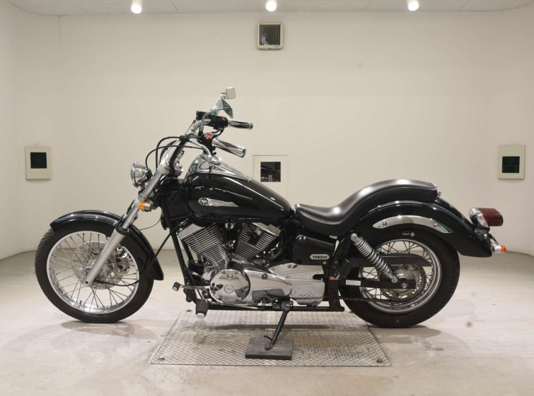 Мотоцикл Yamaha DRAGSTAR XVS250 з пробігом 5690 km