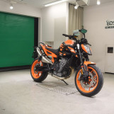 Мотоцикл KTM 890 DUKE GP