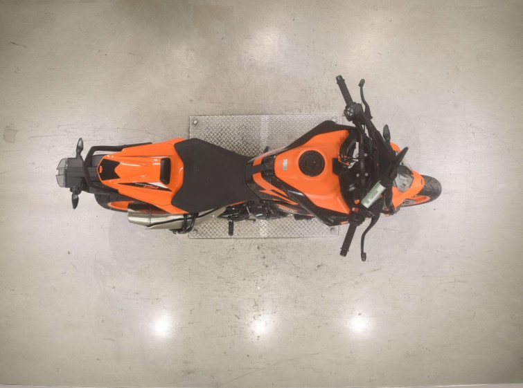 Мотоцикл KTM 890 DUKE GP