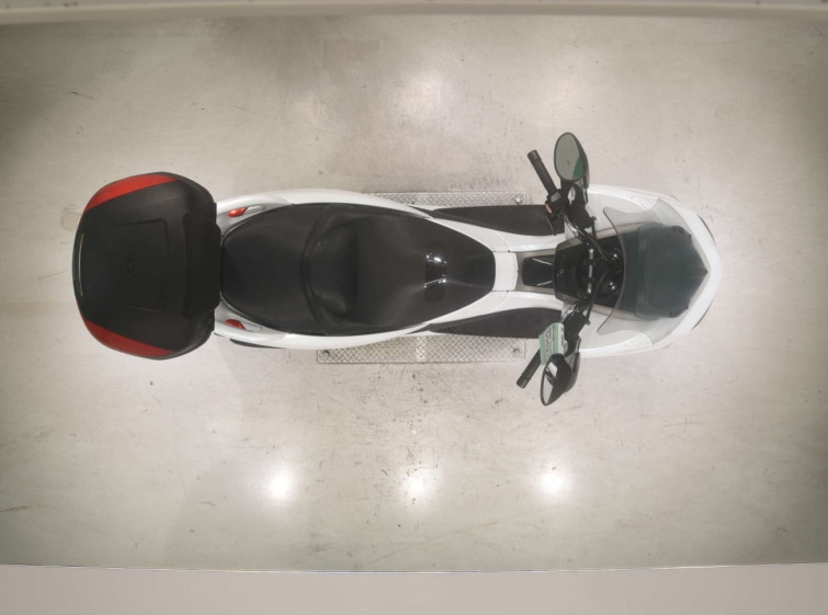 Мотоцикл Yamaha MAJESTY 250 з пробігом 61328 km