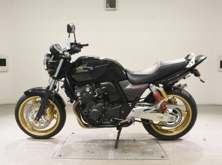 Мотоцикл Honda CB400SFV с пробегом 47800 km