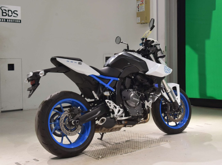 Мотоцикл Suzuki GSX-8S с пробегом 3606 km