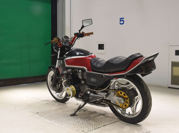 Мотоцикл Honda CBX550F с пробегом 6079 km