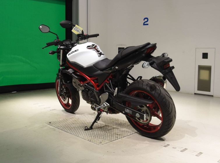 Мотоцикл Suzuki SV650XA з пробігом 7016 km