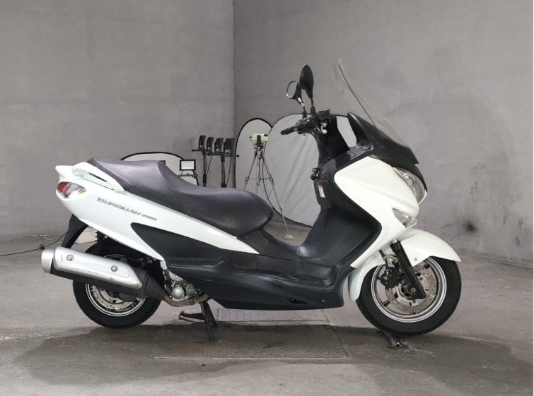 Мотоцикл Suzuki BURGMAN200 с пробегом 43549 km