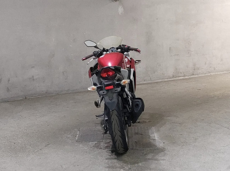 Мотоцикл Honda CBR250R