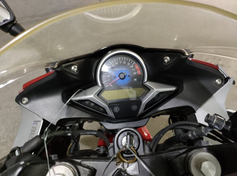 Мотоцикл Honda CBR250R