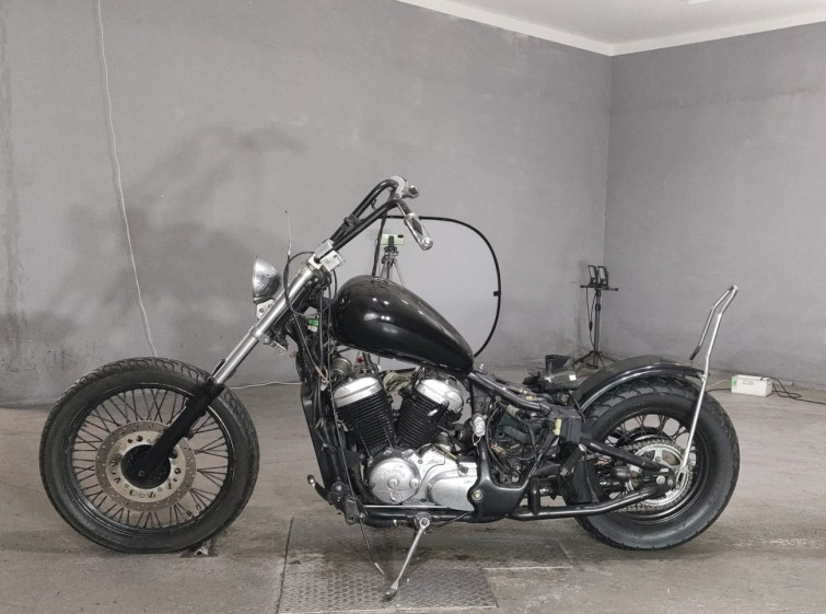 Мотоцикл Honda STEED400