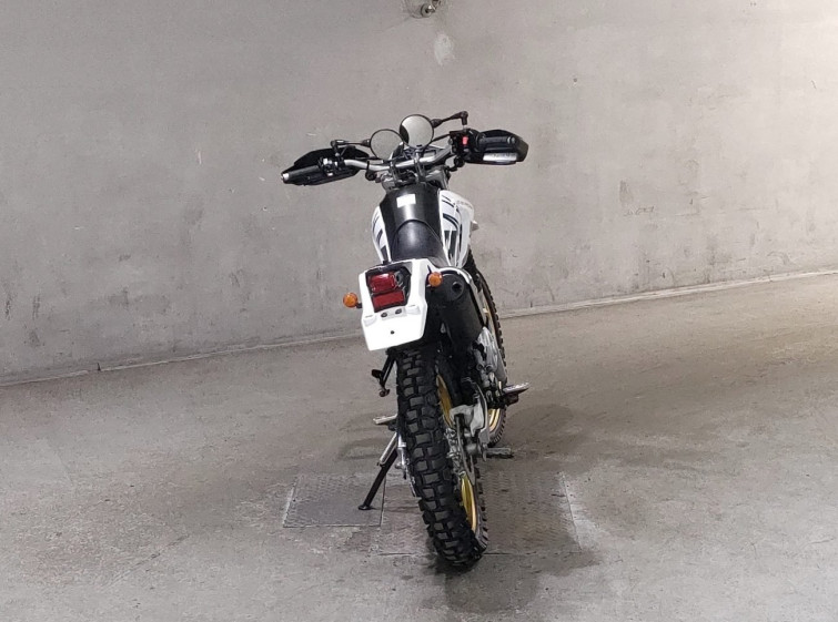 Мотоцикл Yamaha SEROW XT250