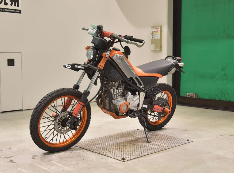 Мотоцикл Yamaha TRICKER с пробегом 8125 km