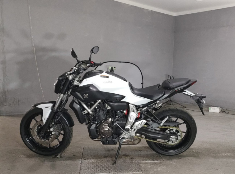 Мотоцикл Yamaha MT-07 с пробегом 35649 km