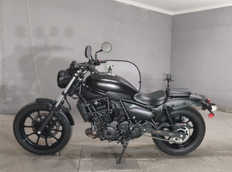 Мотоцикл Kawasaki ELIMINATOR 400 с пробегом 2283 km