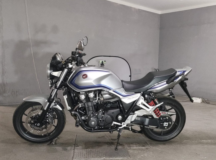 Мотоцикл Honda CB1300SF з пробігом 756 km