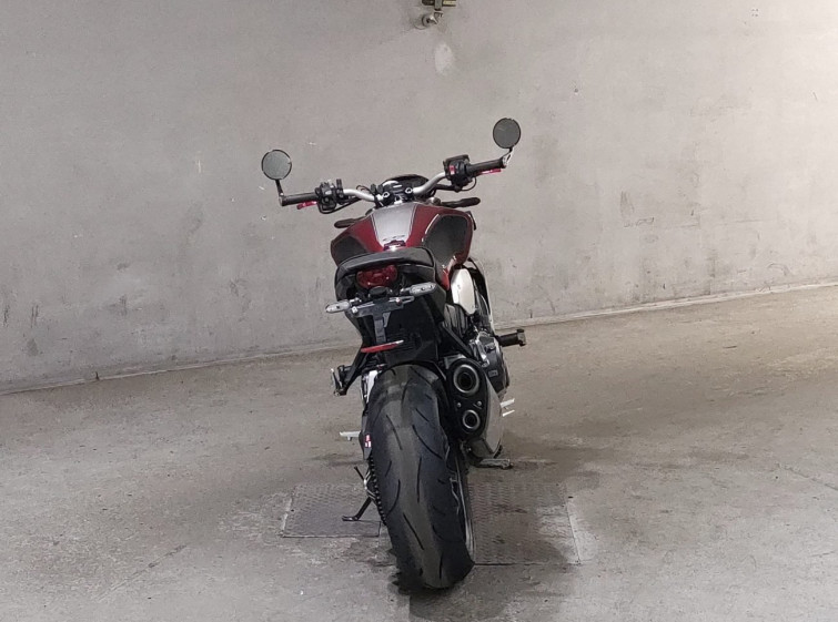 Мотоцикл Honda CB1000R с пробегом 13101 km