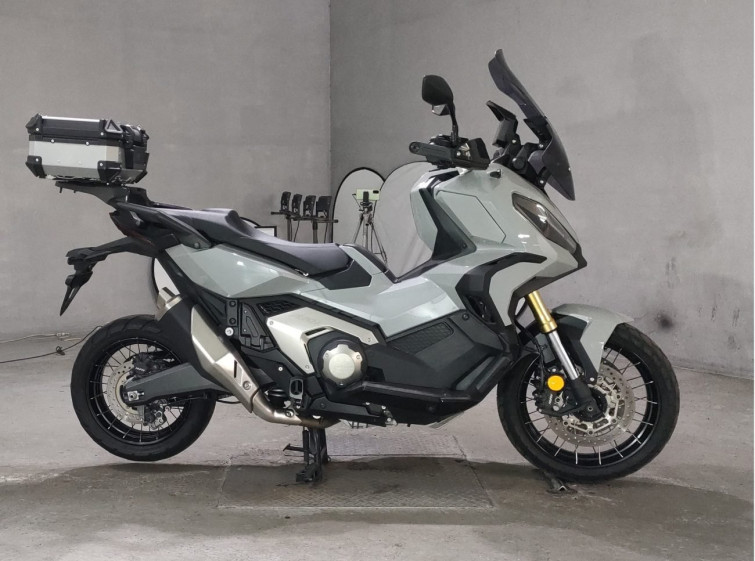 Мотоцикл Honda X-ADV750 с пробегом 13540 km