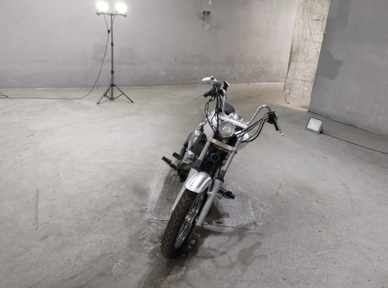 Мотоцикл Yamaha DRAGSTAR XVS250 с пробегом 37408 km
