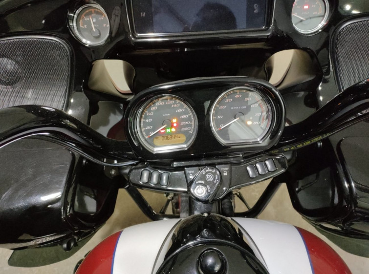 Мотоцикл HD SOFTAIL FXDRS1870 с пробегом 6344 m