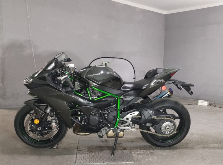 Мотоцикл Kawasaki NINJA H2 с пробегом 9464 km
