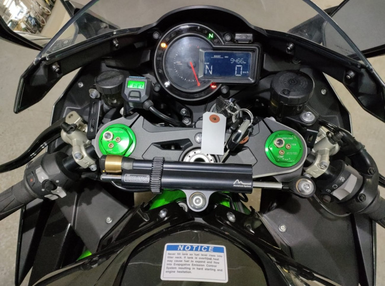 Мотоцикл Kawasaki NINJA H2 с пробегом 9464 km