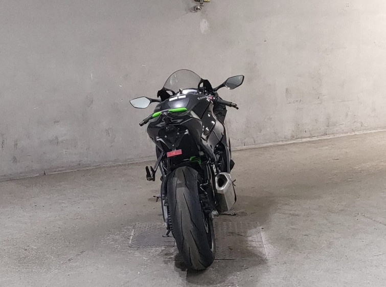 Мотоцикл Kawasaki NINJA ZX-10R з пробігом 9501 km