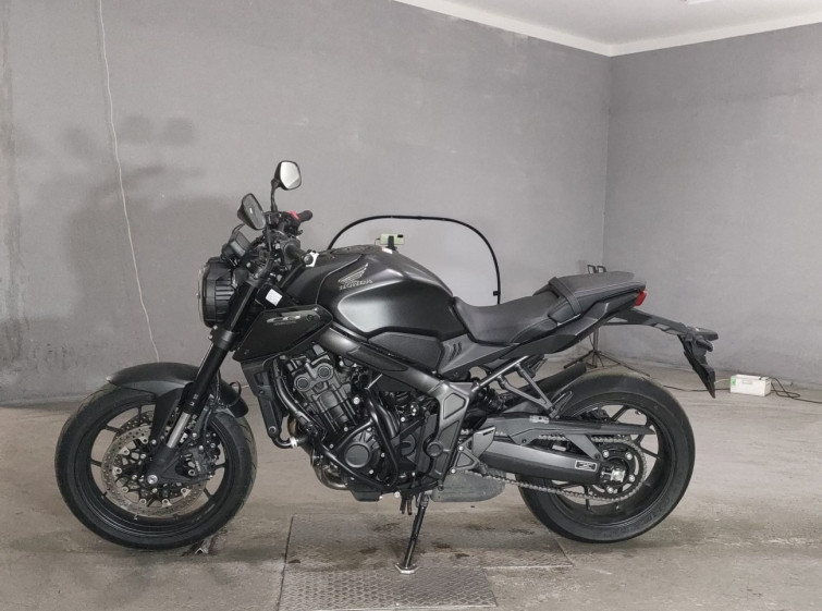 Мотоцикл Honda CB650R с пробегом 8701 km