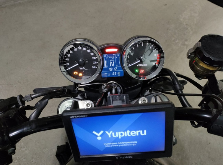 Мотоцикл Kawasaki Z900RS з пробігом 6910 km