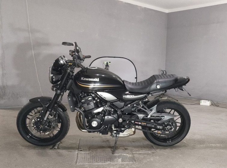 Мотоцикл Kawasaki Z900RS з пробігом 6910 km