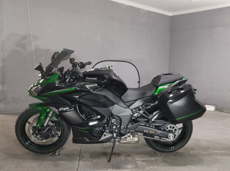 Мотоцикл Kawasaki NINJA1000SX с пробегом 5177 km