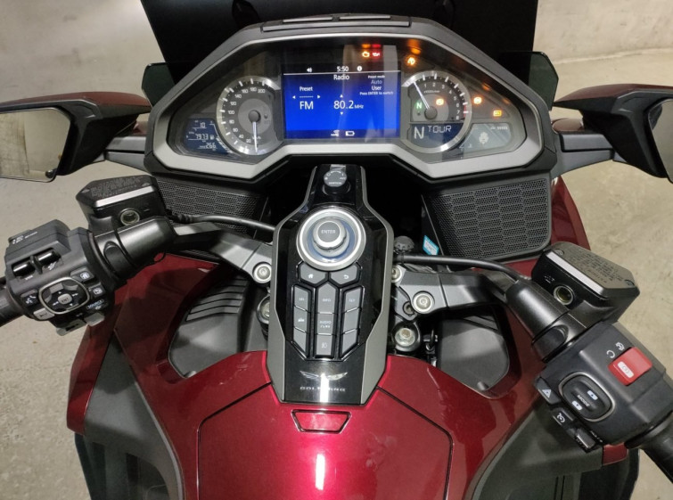 Мотоцикл Honda GL1800 с пробегом 7973 km