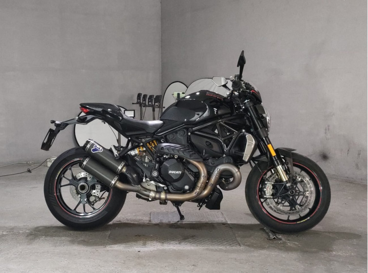 Мотоцикл Ducati MONSTER 1200R с пробегом 25805 km