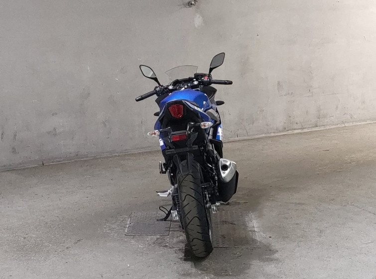 Мотоцикл Suzuki GSX250R с пробегом 976 km