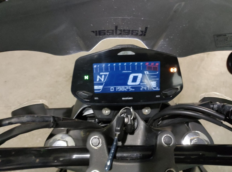 Мотоцикл Suzuki GIXXER250 с пробегом 19824 km