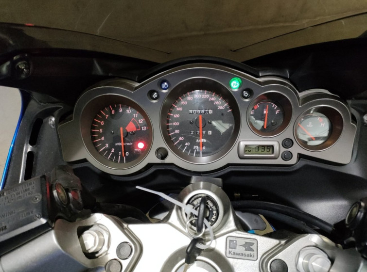 Мотоцикл Kawasaki ZZ-R1200 с пробегом 40988 km