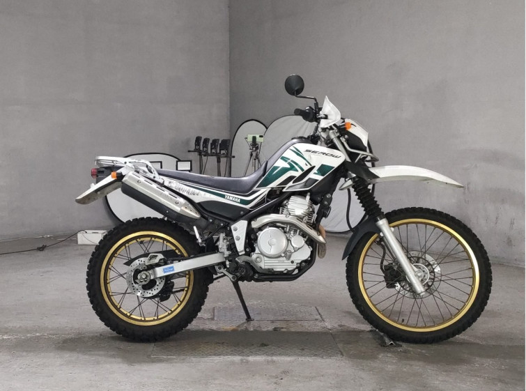 Мотоцикл Yamaha SEROW XT250 с пробегом 81883 km