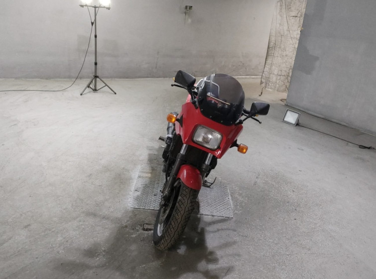 Мотоцикл Kawasaki GPZ750R с пробегом 29712 km