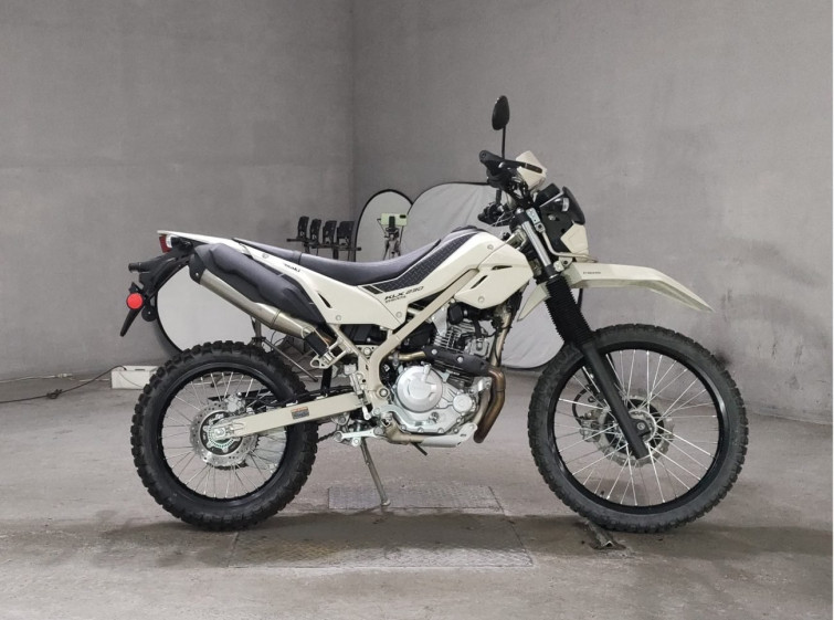 Мотоцикл Kawasaki KLX230 SHERPA з пробігом 498 km