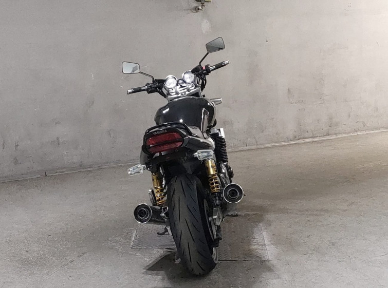Мотоцикл Yamaha XJR1300 з пробігом 32849 km