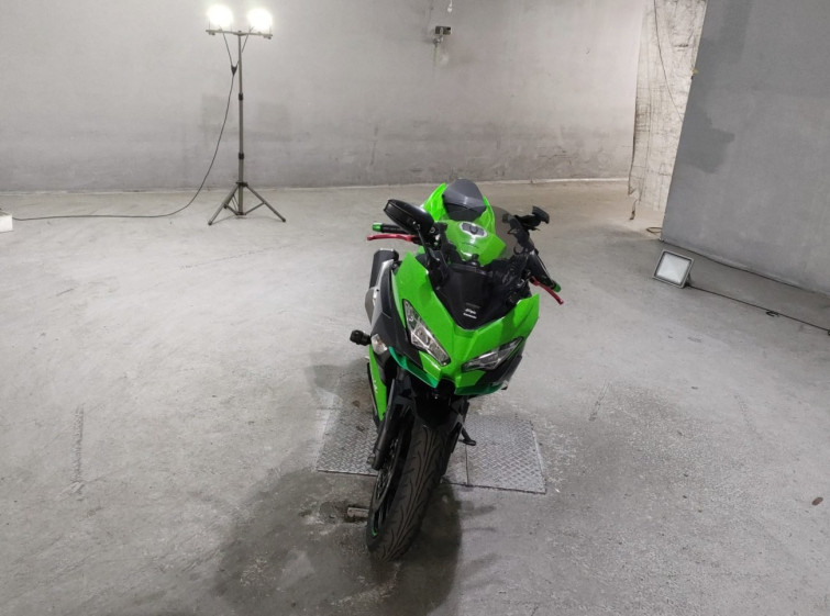 Мотоцикл Kawasaki NINJA250 с пробегом 10921 km