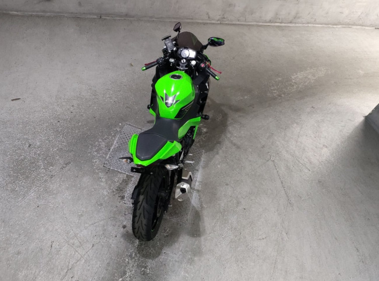 Мотоцикл Kawasaki NINJA250 с пробегом 10921 km