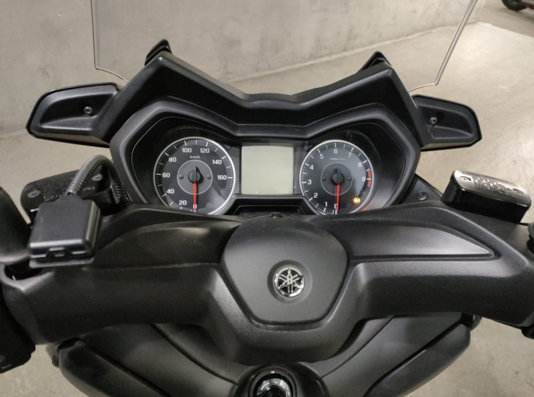 Мотоцикл Yamaha X-MAX250 с пробегом 216 km